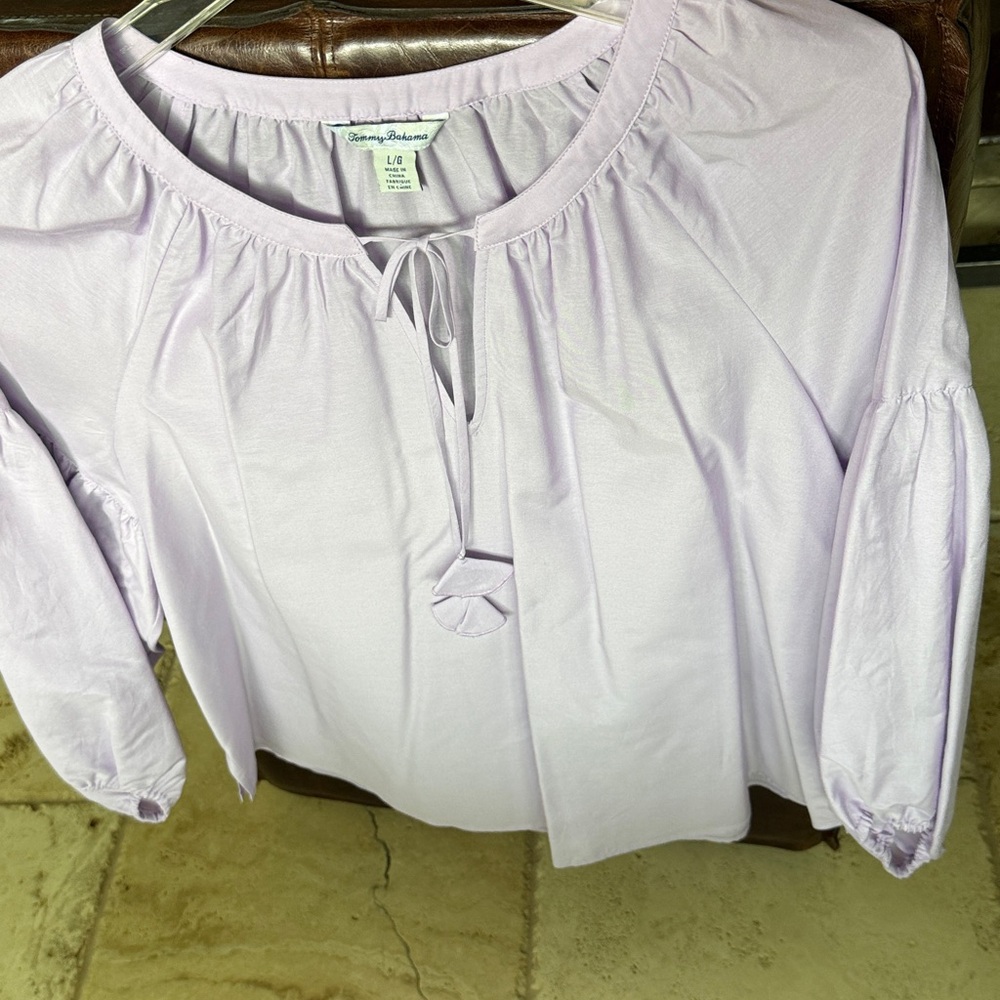 NWOT Tommy Bahama Peasant Style Top size Large